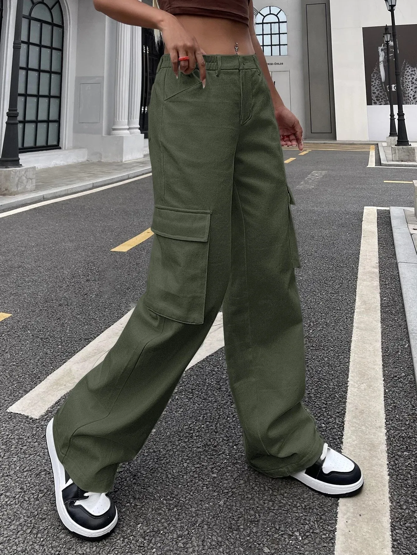 Flap Pocket Side Zipper Cargo Pants