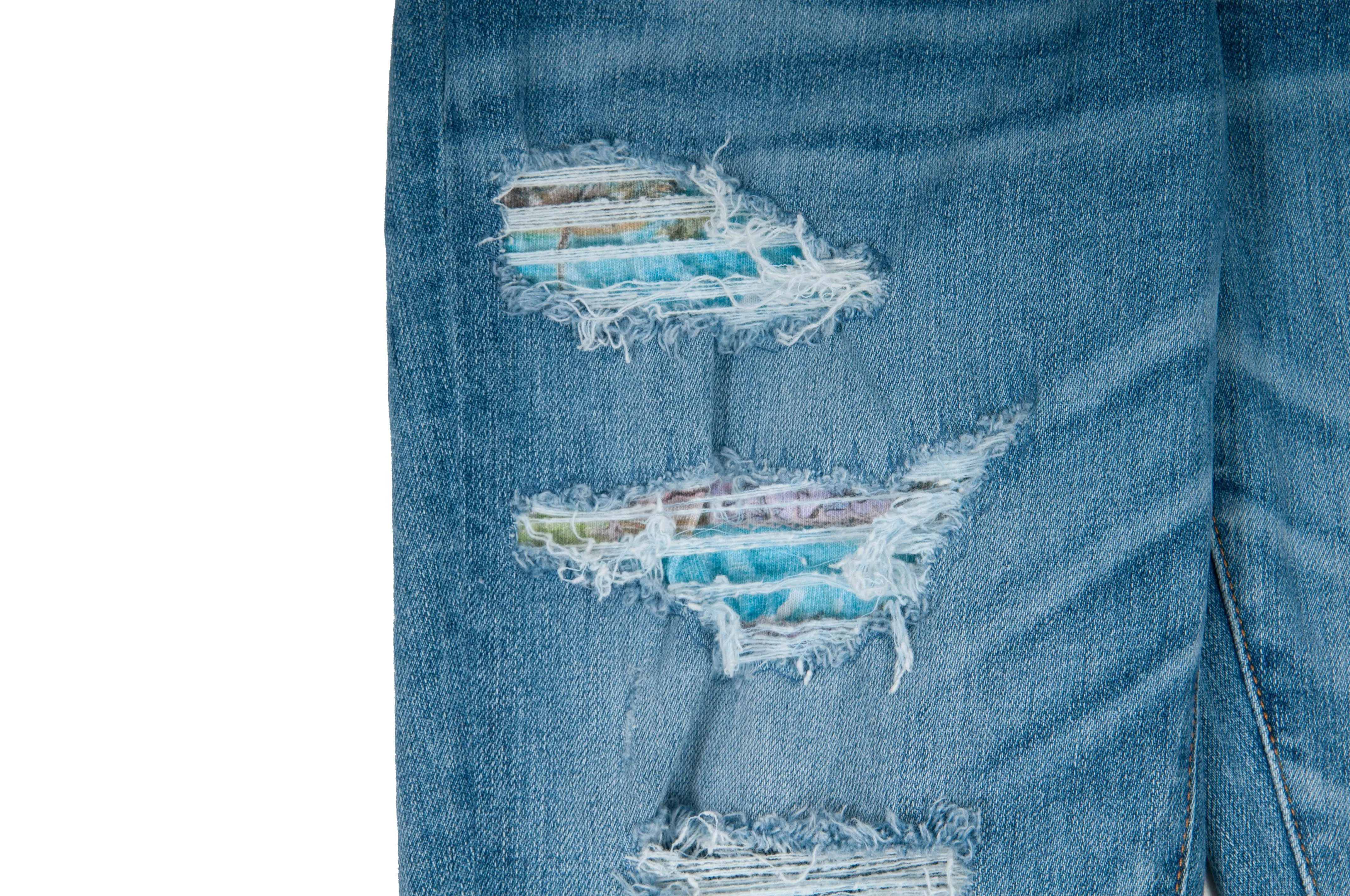 Light Wash Blue Distressed Denim Hawaiian Patchwork Rosebowl Mx1 Skinny Jeans