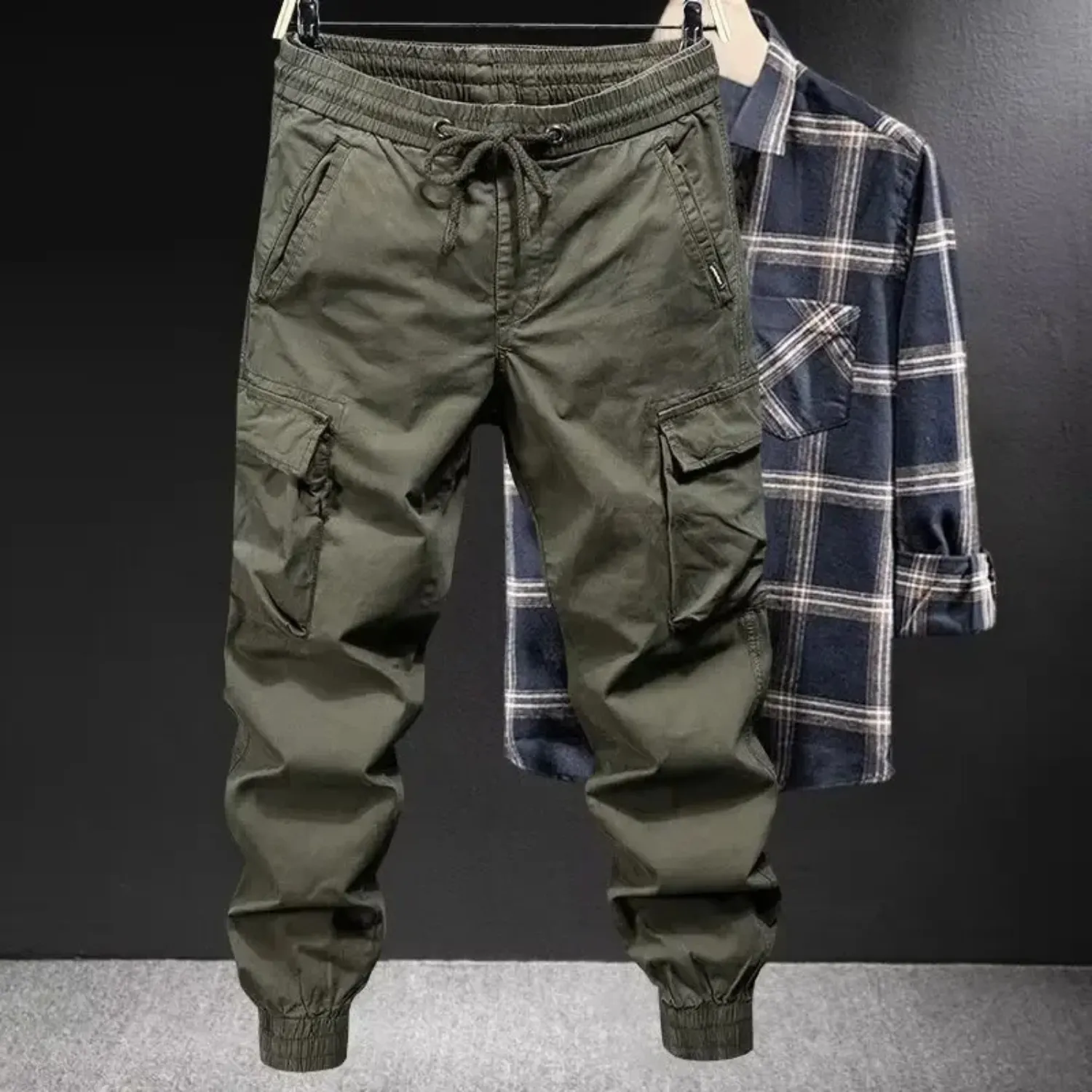 Men's Solid Colour Loose Fit Cargo Pants | Perfect for All Seasons