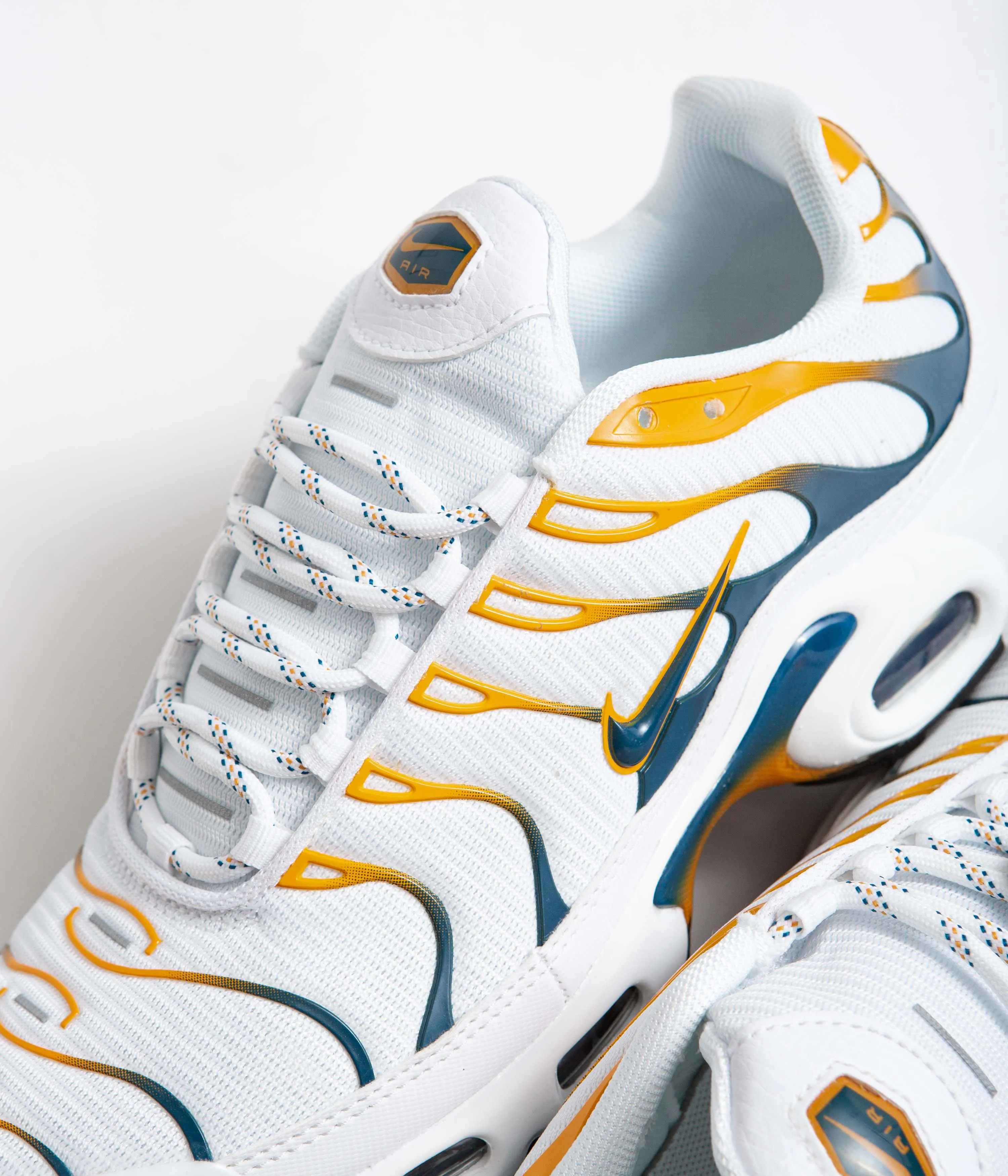 Nike Air Max Plus Shoes - White / Marina - Kumquat - Black