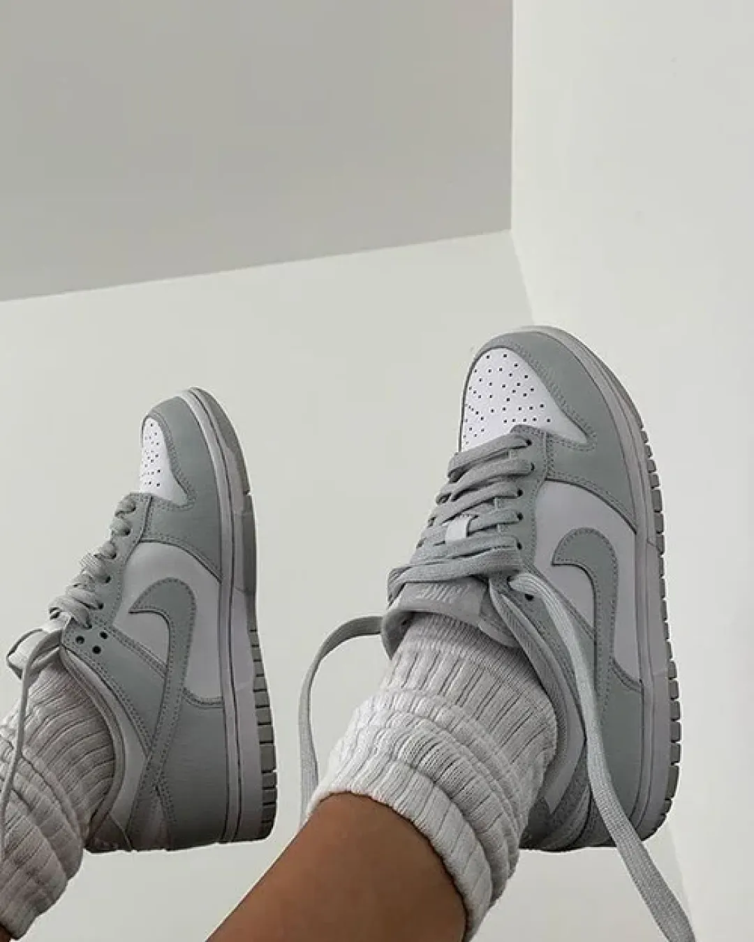 Nike SB Dunk Grey Fog Sneakers