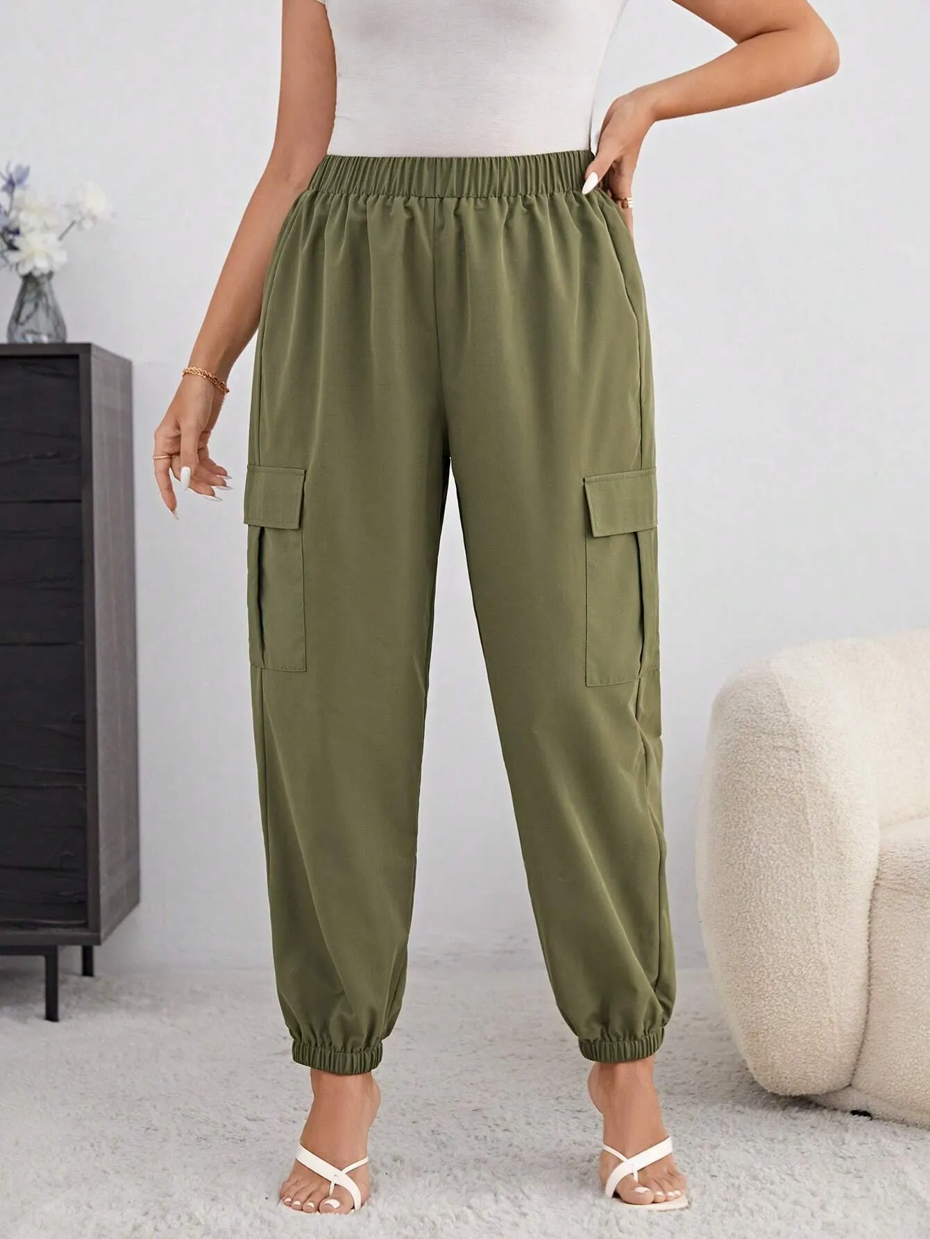 Plain Flap Pocket Side Cargo Pants