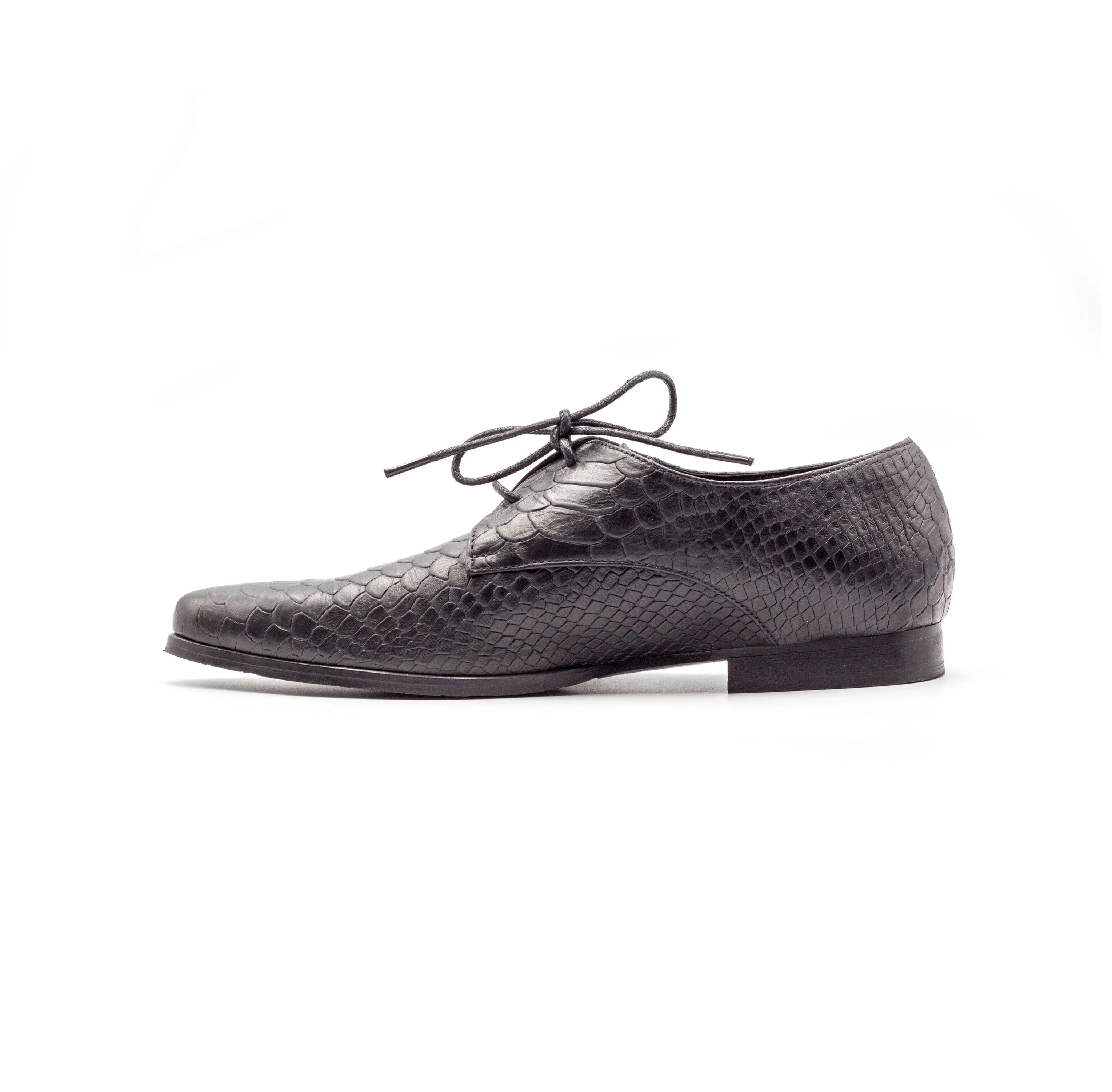 Reptile Textured Shoes- Shelly