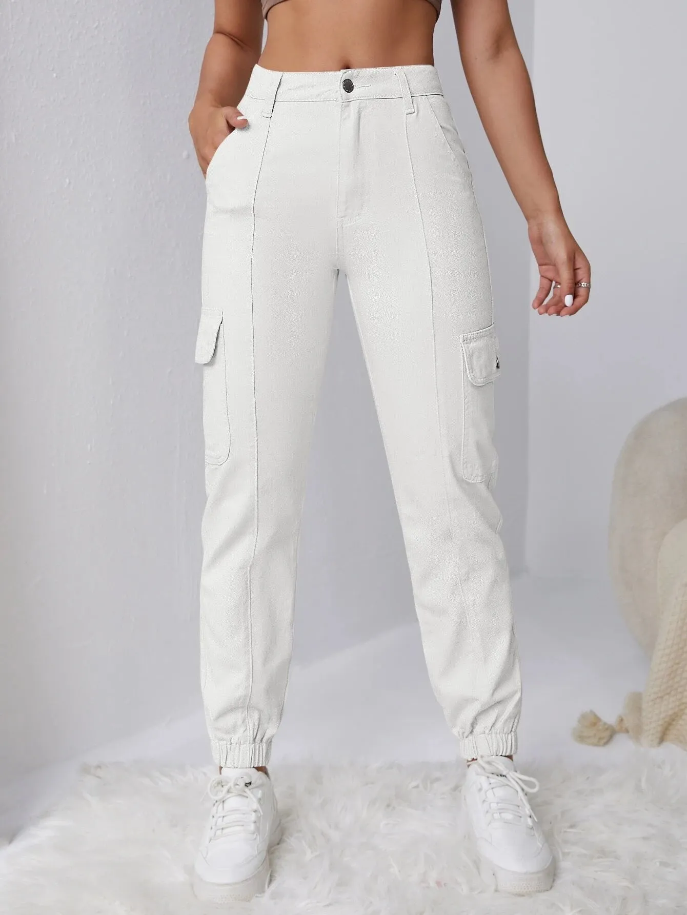 Trendy Flap Pocket Side Cargo Jeans