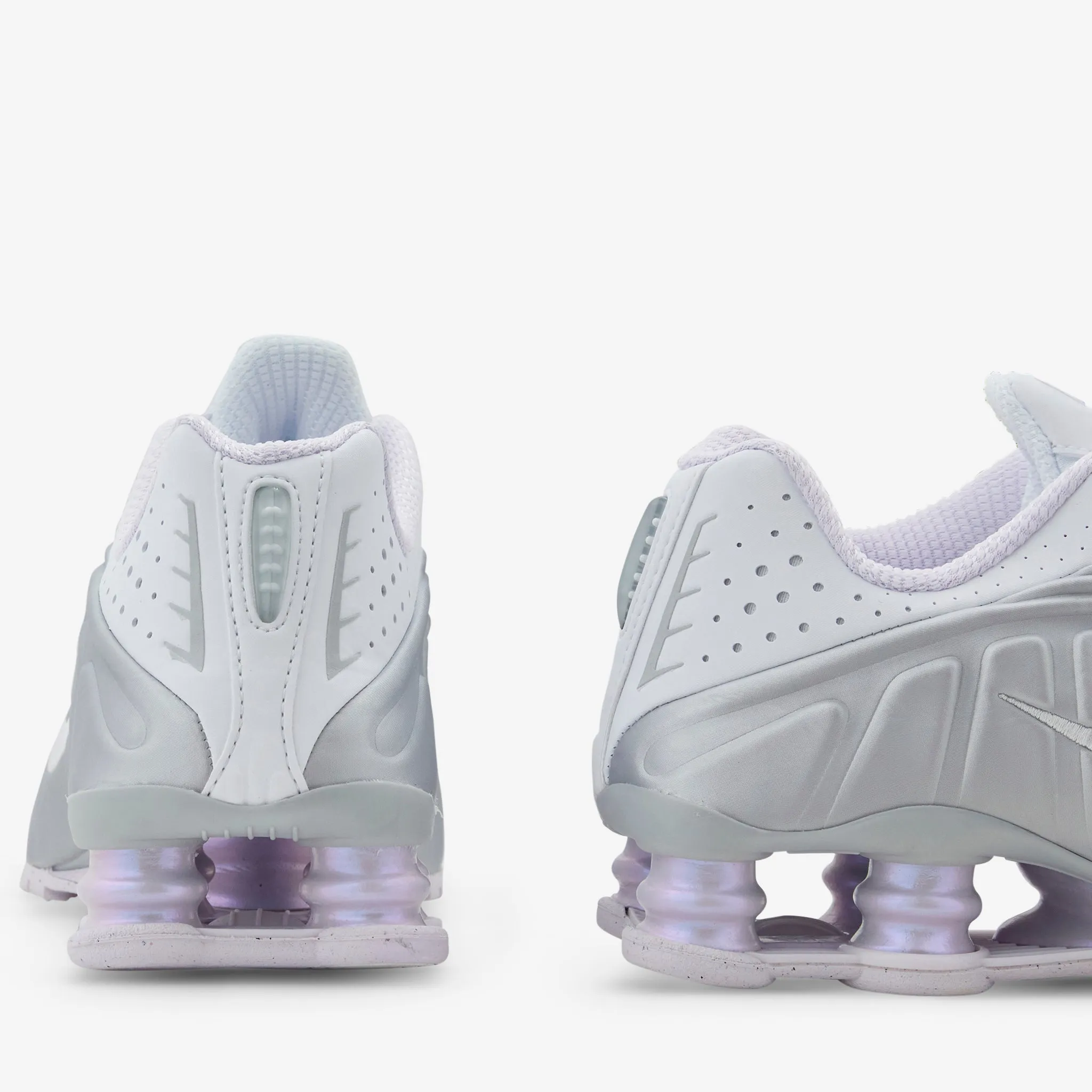 Women's Shox R4 White | Barely Grape | MTLC Platinum